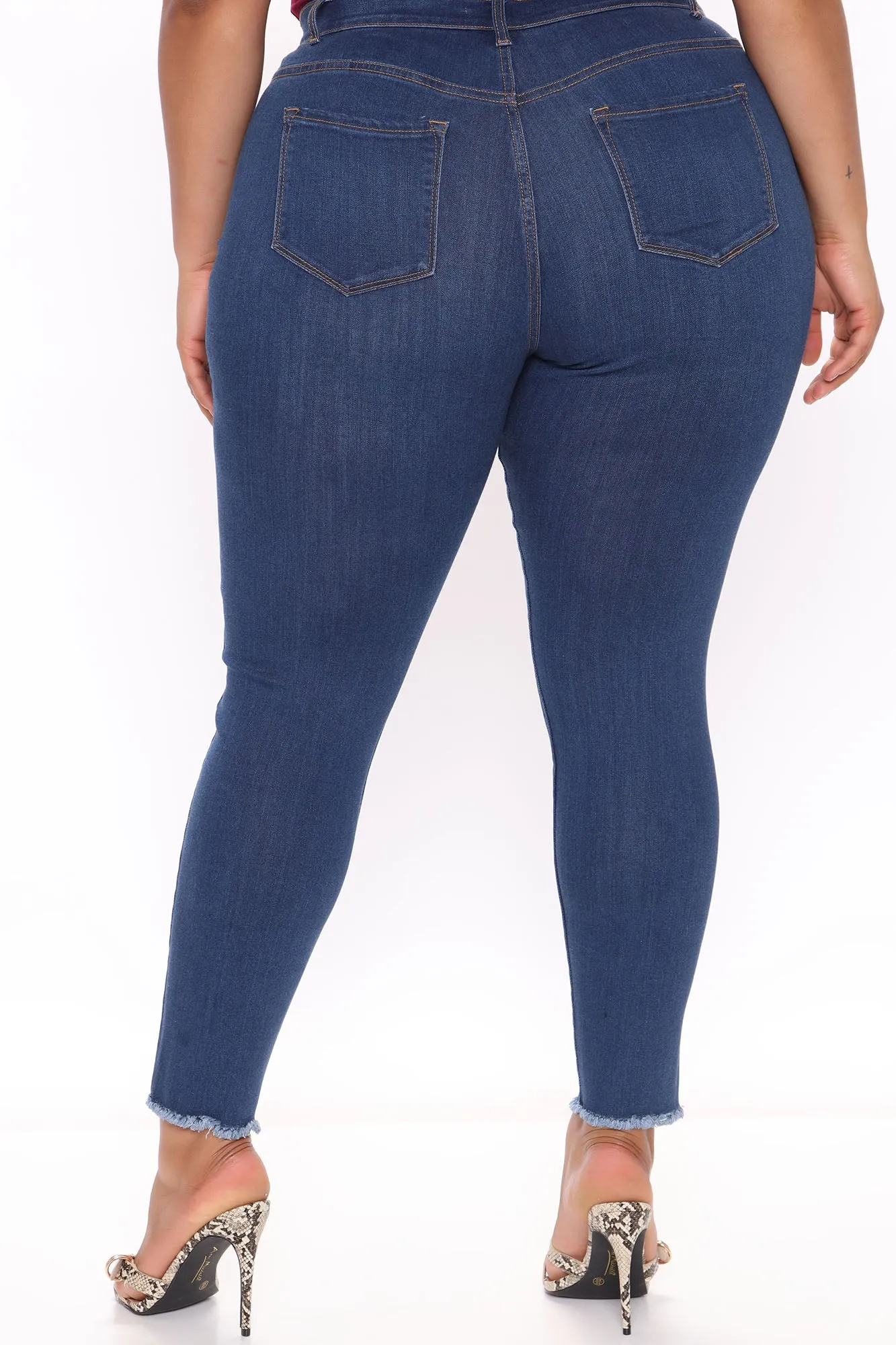 Always Leaving Jeans - Medium Wash