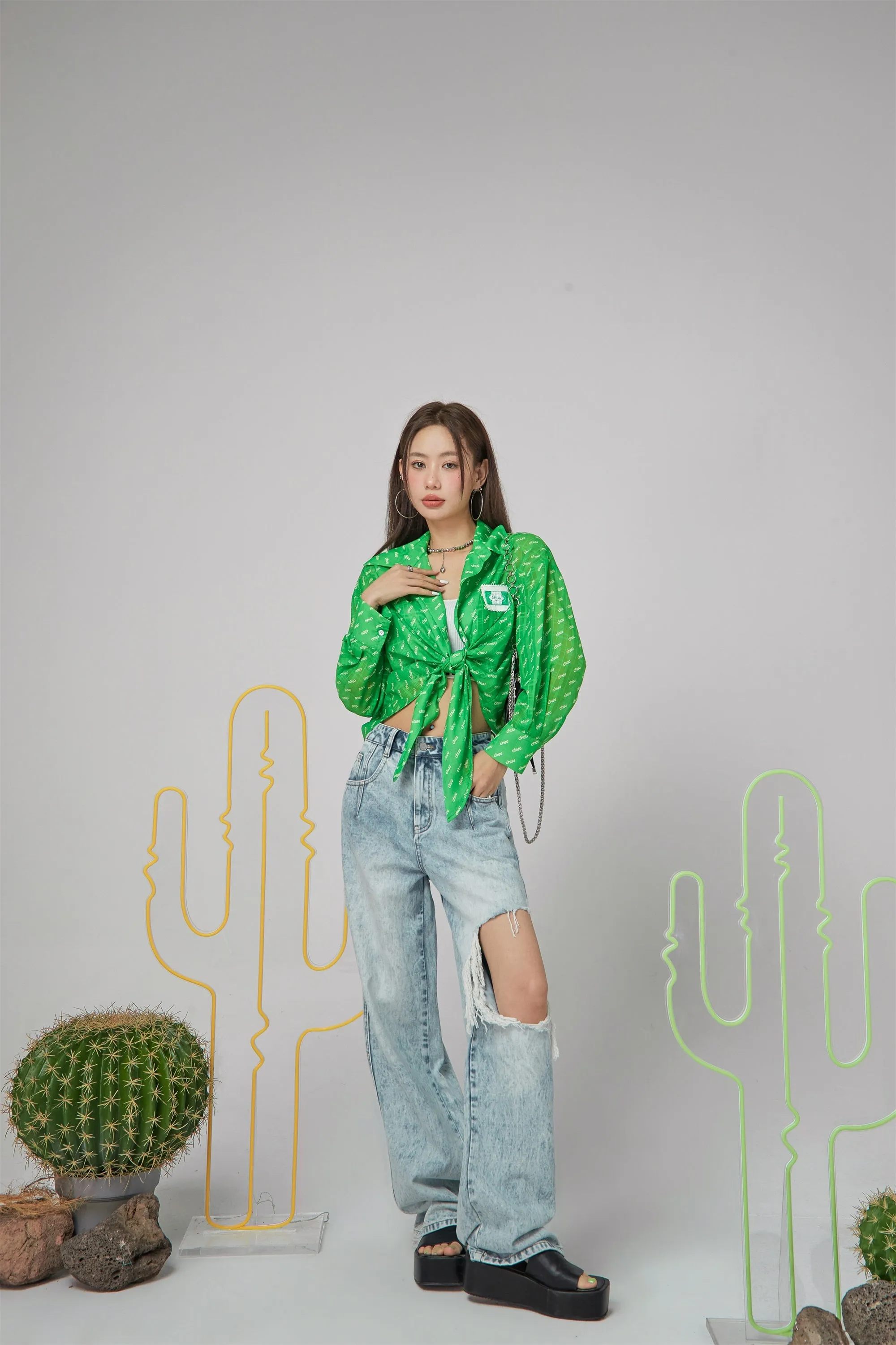 Chuu Print Loosefit Shirt