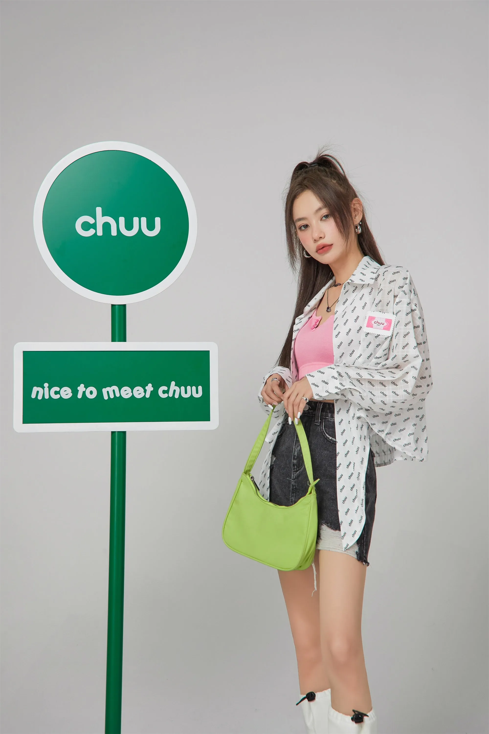 Chuu Print Loosefit Shirt