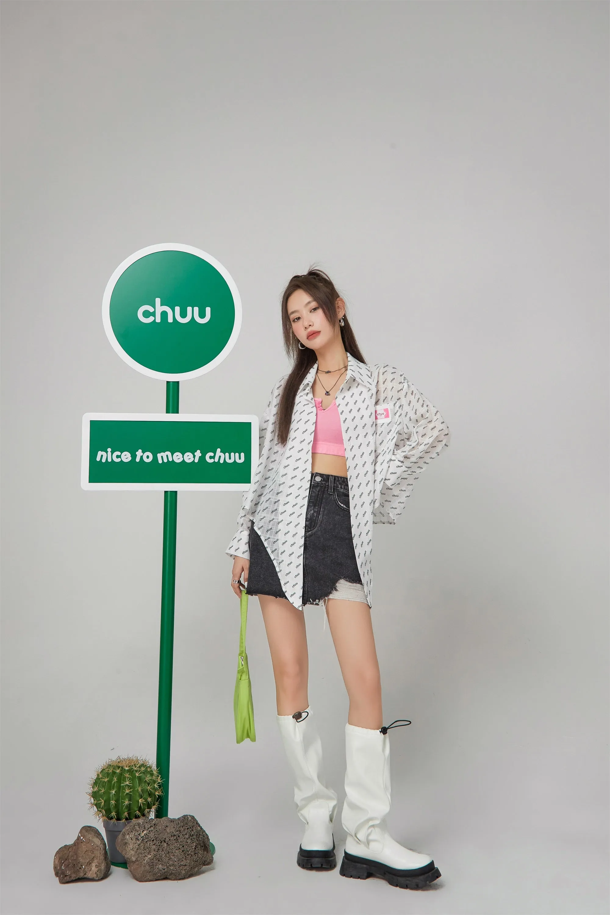 Chuu Print Loosefit Shirt