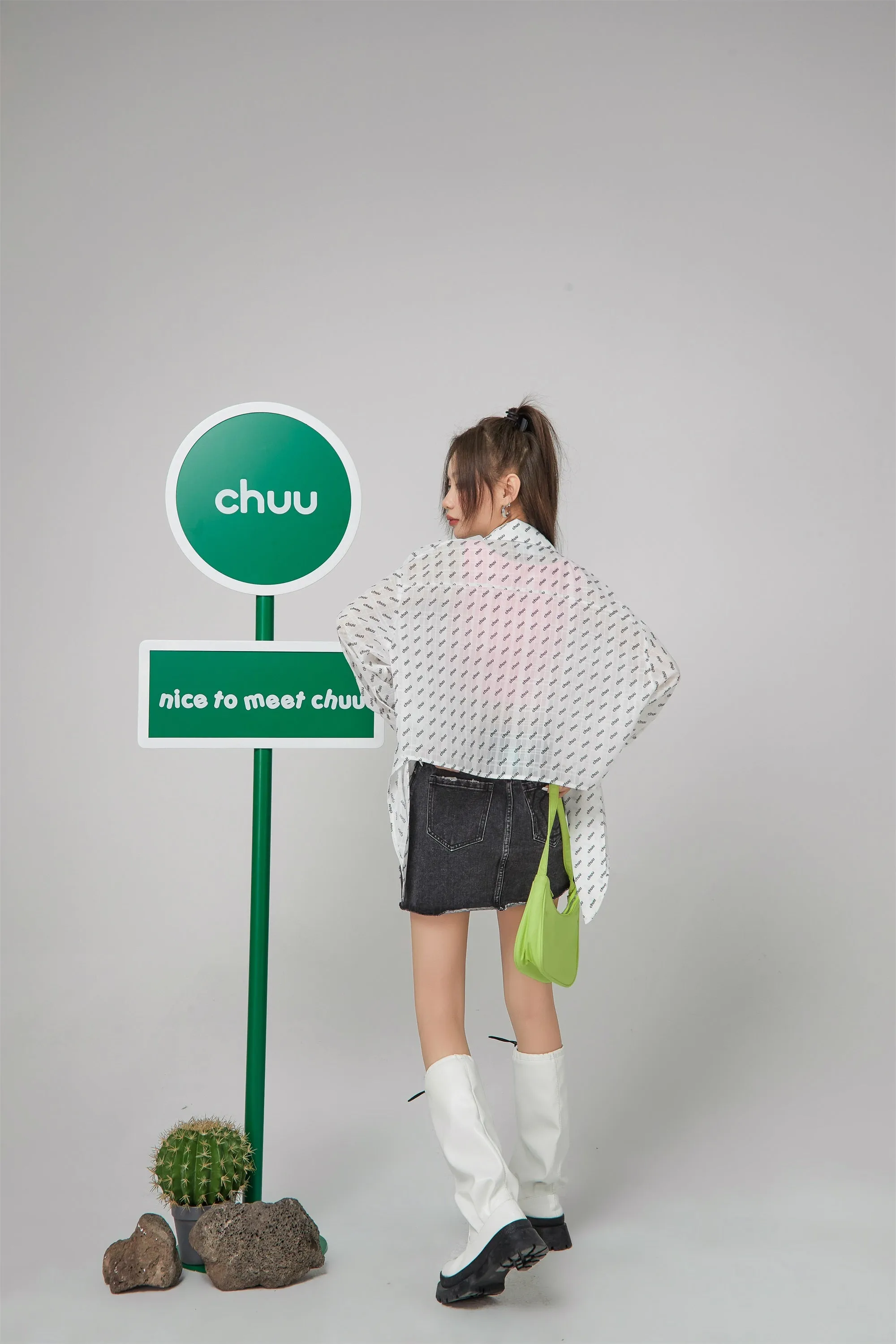 Chuu Print Loosefit Shirt