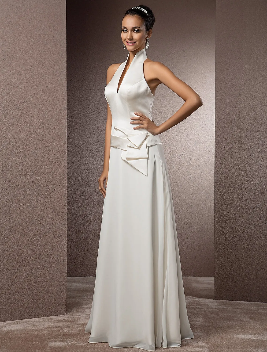 Luolandi Hall Wedding Dresses Sheath / Column Halter Sleeveless Floor Length Satin Bridal Gowns With Sash