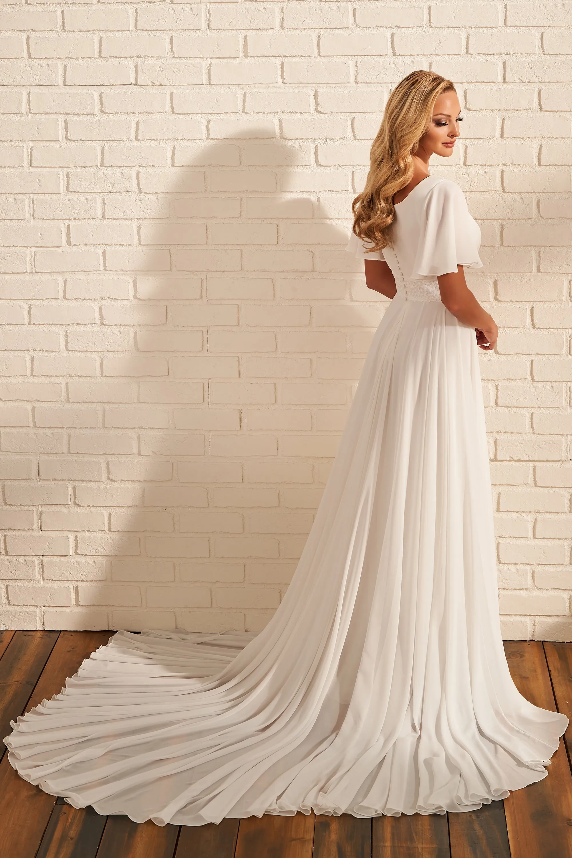 MOD1804 by Mon Cheri
