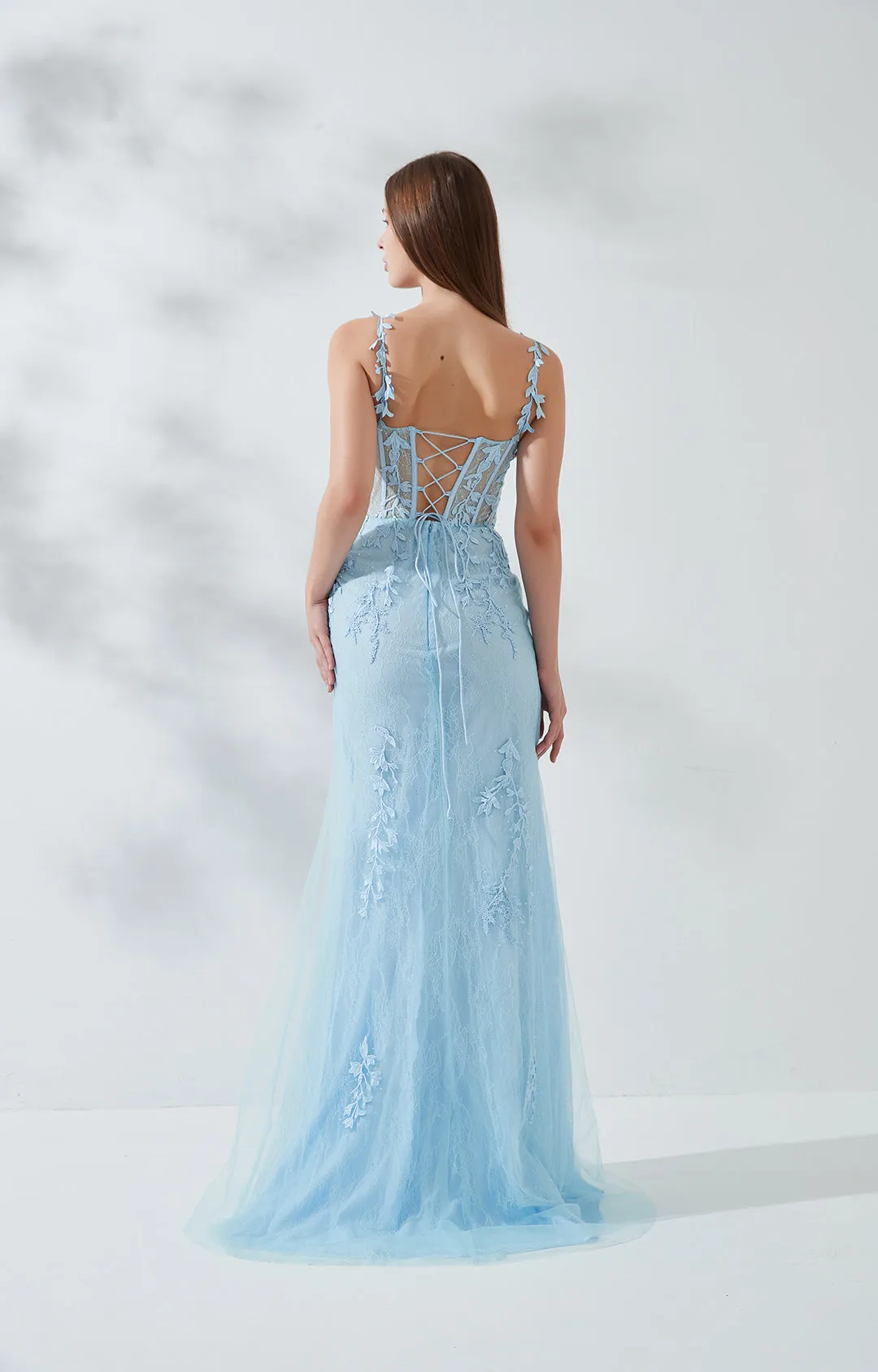 Spaghetti Straps Sleeveless Side Split Sweep Train Tulle Prom Dresses