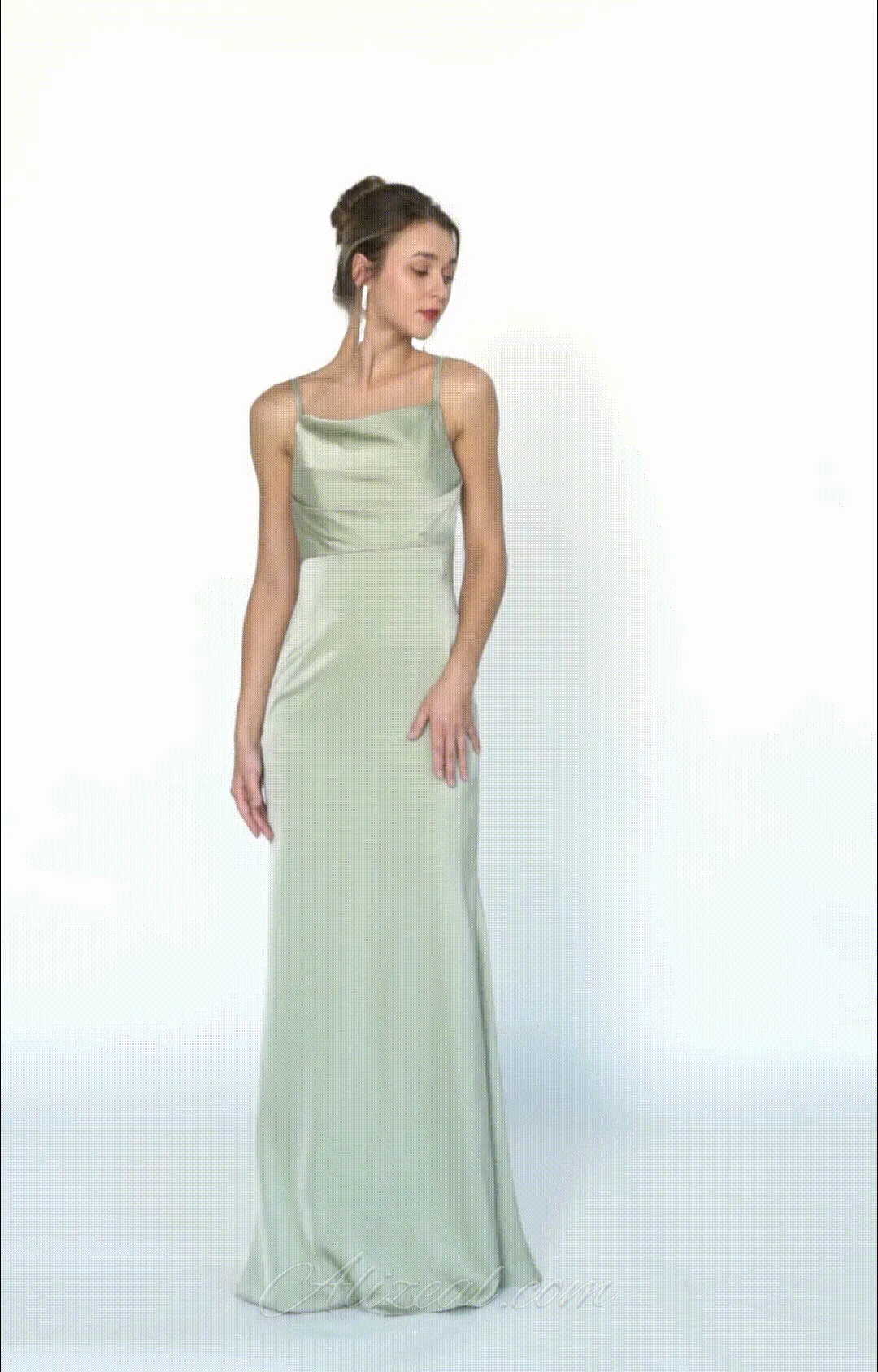 Square-NeckSpaghetti Straps Low Back Dresses